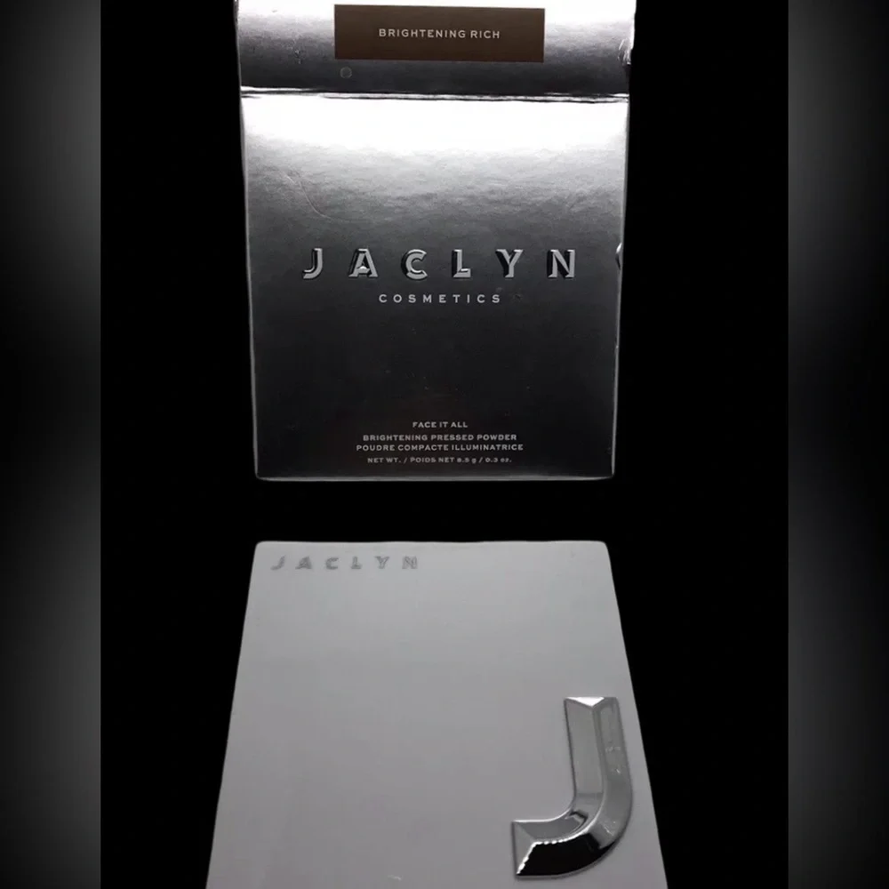 Jaclyn Cosmetics Face It All Brightening Powder “Brightening Rich” (Dark Roast)